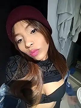 Small-lulu online show from 01-15-26, 12:25