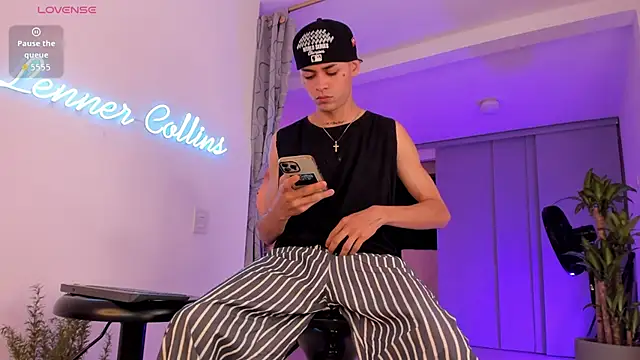 LennerCollins  online show from 04-11-26, 05:15