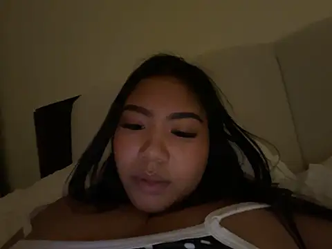 Snapshot of TitiTinyThai chatting on 05-15-26, 11:47 TitiTinyThai online show from 05-15-26, 11:47