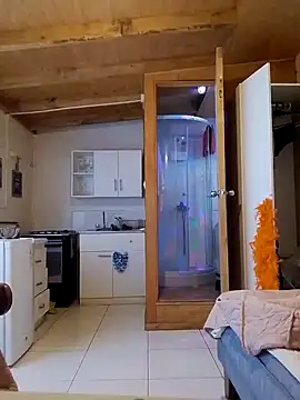 Julieth Monserrat online show from 02-12-26, 08:41