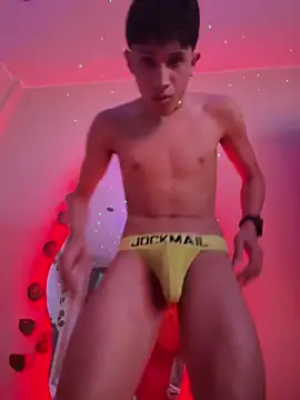 Snapshot of Adam_hottie chatting on 02-26-26, 03:17 Adam hottie online show from 02-26-26, 03:17