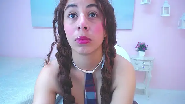 scarlett clyde online show from 04-06-26, 12:28