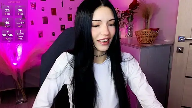 Snapshot of Kelly__Bunny chatting on 07-18-26, 08:39 Kelly Bunny online show from 07-18-26, 08:39