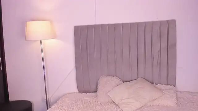 im charles online show from 02-12-26, 08:41