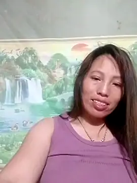 Gummiesu online show from 04-14-26, 08:36