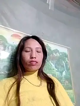 Gummiesu online show from 04-30-26, 06:59