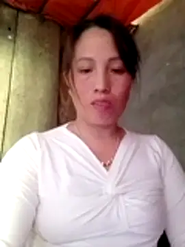 Gummiesu online show from 02-21-26, 08:05