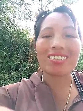 Gummiesu online show from 04-06-26, 01:23