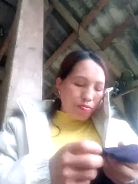 Gummiesu online show from 02-25-26, 08:58