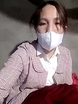 Gummiesu online show from 01-16-26, 04:11