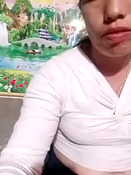 Gummiesu online show from 04-16-26, 09:39