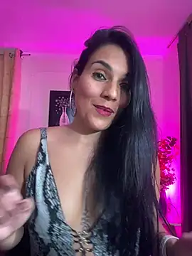 Snapshot of Miaswwe chatting on 02-05-26, 02:18 Miaswwe online show from 02-05-26, 02:18