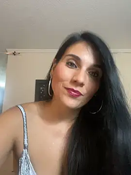 Snapshot of Miaswwe chatting on 01-31-26, 11:03 Miaswwe online show from 01-31-26, 11:03