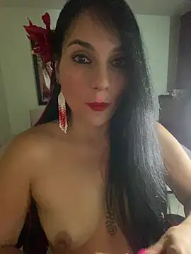 Snapshot of Miaswwe chatting on 07-14-26, 02:05 Miaswwe online show from 07-14-26, 02:05