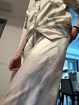 Cheating-wife online show from 05-23-26, 07:40
