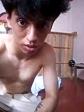 Snapshot of angelguere chatting on 04-04-26, 10:16 angelguere online show from 04-04-26, 10:16