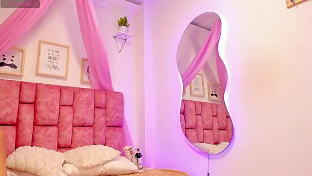 Snapshot of nao_bell_ chatting on 01-31-26, 07:45 nao bell online show from 01-31-26, 07:45