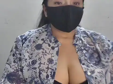 GaggingGirl  online show from 05-27-26, 11:01