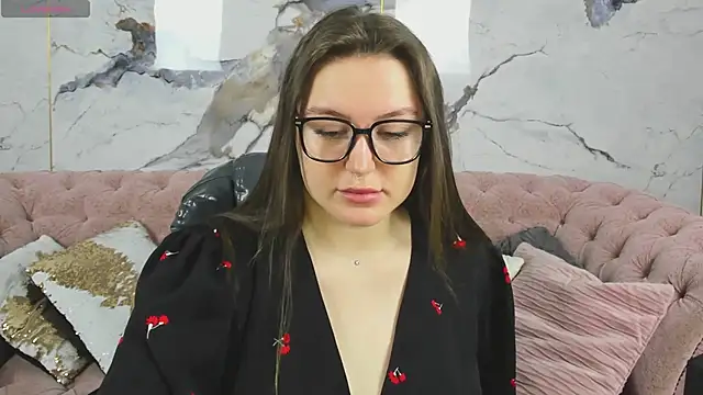 MoonlightLovee online show from 01-19-26, 01:53