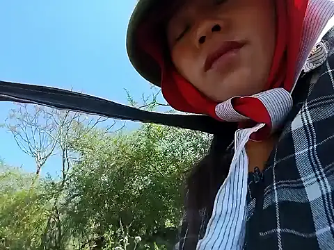 Snapshot of Jooj- chatting on 01-19-26, 05:00 Jooj- online show from 01-19-26, 05:00