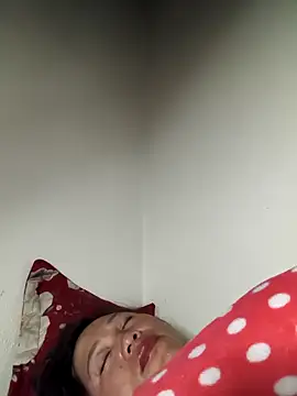 Snapshot of Jooj- chatting on 05-04-26, 10:34 Jooj- online show from 05-04-26, 10:34