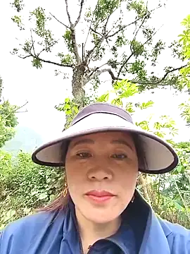 Snapshot of Jooj- chatting on 04-25-26, 04:04 Jooj- online show from 04-25-26, 04:04