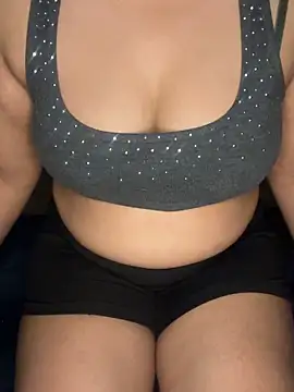 Praachiiii online show from 04-30-26, 04:25