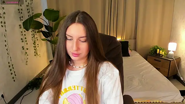 Celine Coello online show from 03-31-26, 04:03