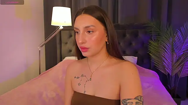Snapshot of Celine_Coello chatting on 05-09-26, 12:19 Celine Coello online show from 05-09-26, 12:19
