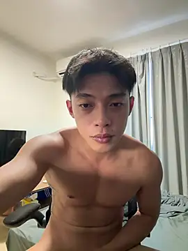 Yooo17 online show from 06-04-26, 08:41