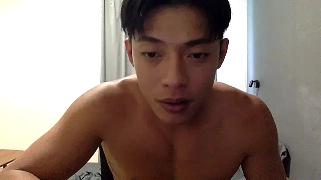 Yooo17 online show from 06-24-26, 07:07