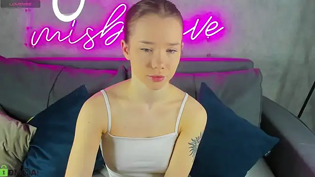 Nicole Vasquez online show from 04-21-26, 01:07