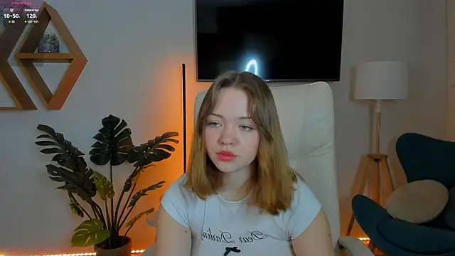 Snapshot of Kiss_Moon chatting on 02-24-26, 07:04 Kiss Moon online show from 02-24-26, 07:04