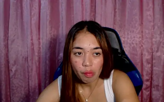 pinay mayahiga online show from 05-04-26, 01:58