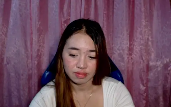 pinay mayahiga online show from 05-11-26, 04:04