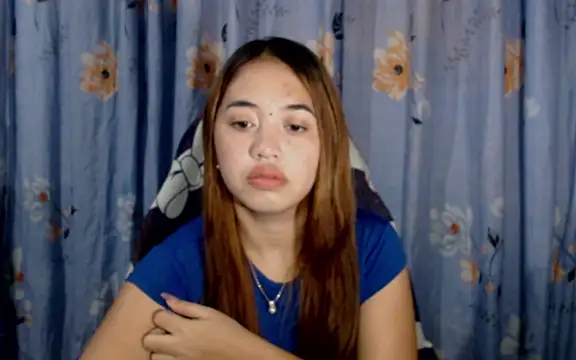 pinay mayahiga online show from 04-17-26, 03:04