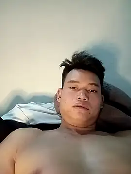 Snapshot of Maycute18 chatting on 02-22-26, 03:09 Maycute18 online show from 02-22-26, 03:09