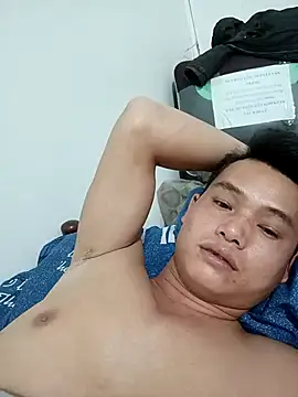 Snapshot of Maycute18 chatting on 03-01-26, 01:44 Maycute18 online show from 03-01-26, 01:44