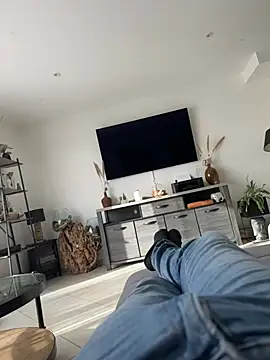 ju33100 online show from 01-15-26, 11:24