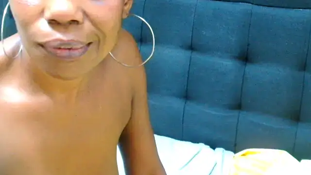 EbonyEmpressMilf online show from 05-21-26, 08:55