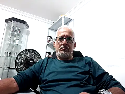 ceniizo1024 online show from 01-18-26, 02:37