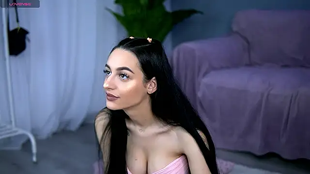 Snapshot of ElaraVixen chatting on 02-25-26, 07:14 ElaraVixen online show from 02-25-26, 07:14