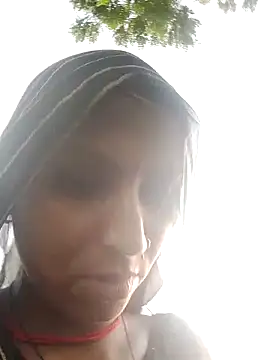 Juli rathore online show from 07-26-26, 12:17