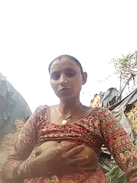 Snapshot of Juli_rathore chatting on 02-12-26, 10:26 Juli rathore online show from 02-12-26, 10:26