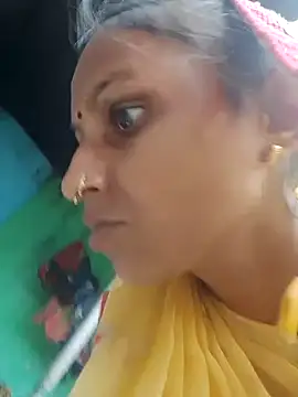 Juli rathore online show from 07-24-26, 12:50
