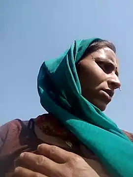 Snapshot of Juli_rathore chatting on 03-03-26, 08:43 Juli rathore online show from 03-03-26, 08:43