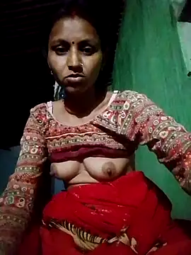 Snapshot of Juli_rathore chatting on 06-04-26, 10:58 Juli rathore online show from 06-04-26, 10:58