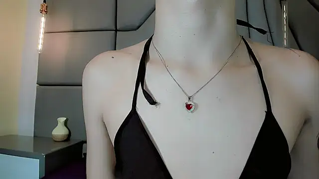 Miss-Saraii online show from 02-12-26, 03:23