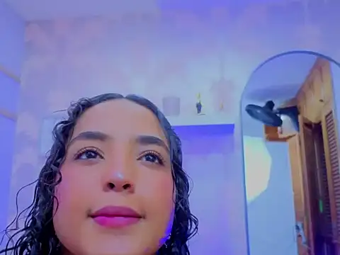 Emma Thompssonn online show from 02-28-26, 11:54