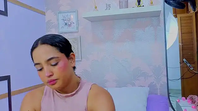 Emma Thompssonn online show from 02-16-26, 12:15